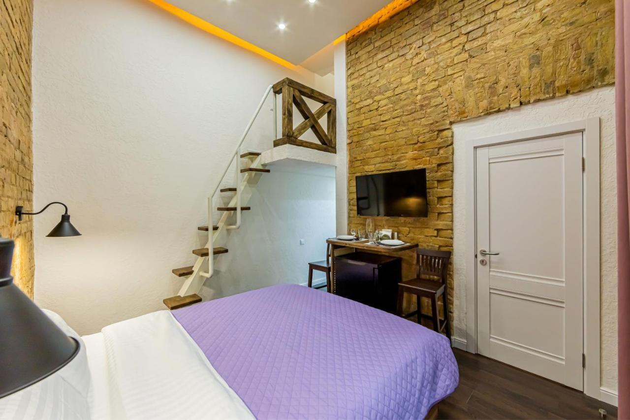 Kyiv Brown Loft Apartment Ngoại thất bức ảnh