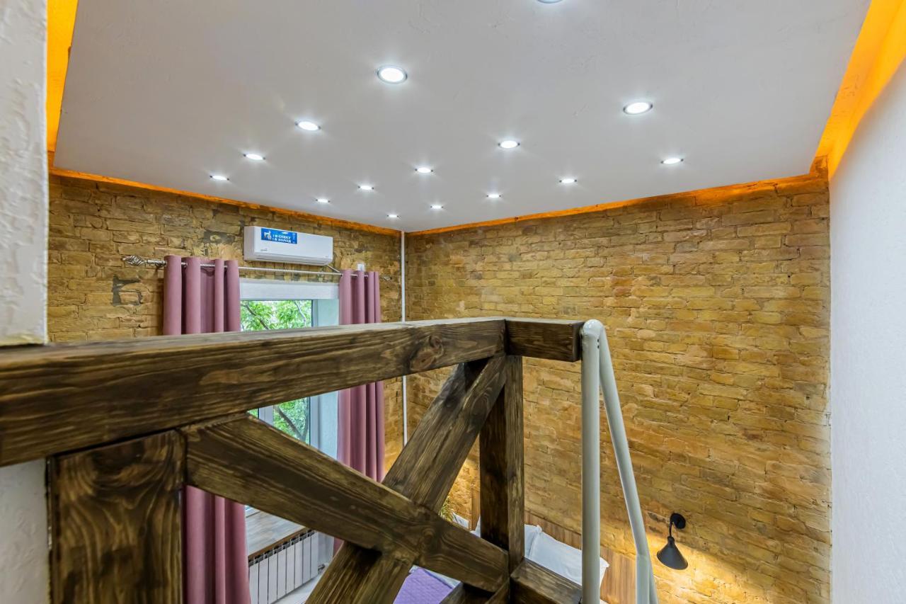 Kyiv Brown Loft Apartment Ngoại thất bức ảnh