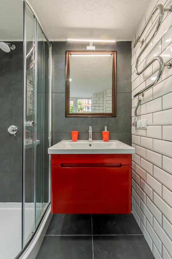 Kyiv Brown Loft Apartment Ngoại thất bức ảnh