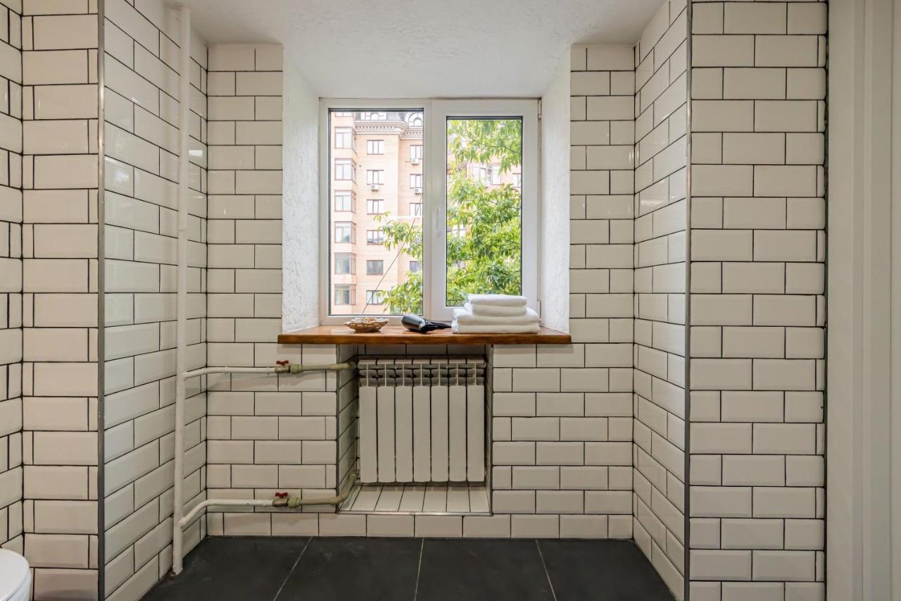 Kyiv Brown Loft Apartment Ngoại thất bức ảnh
